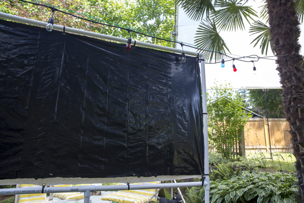 A view of a Projector Screen Blackout Cloth 