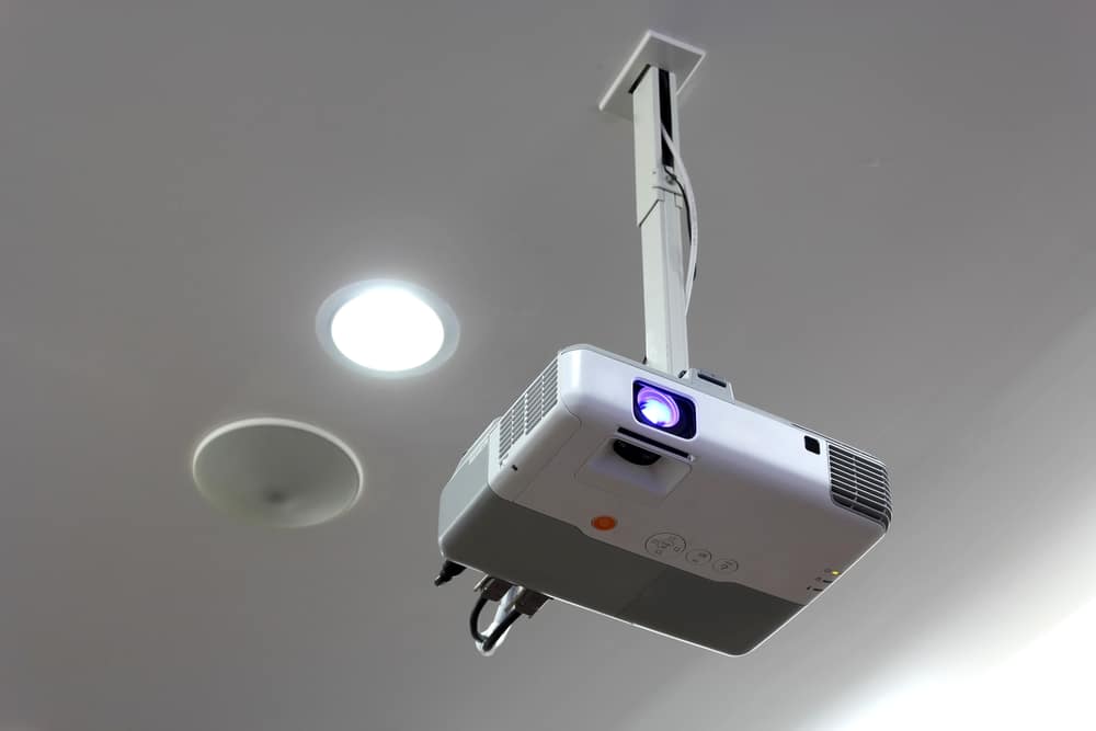 Projector Hang On Ceiling